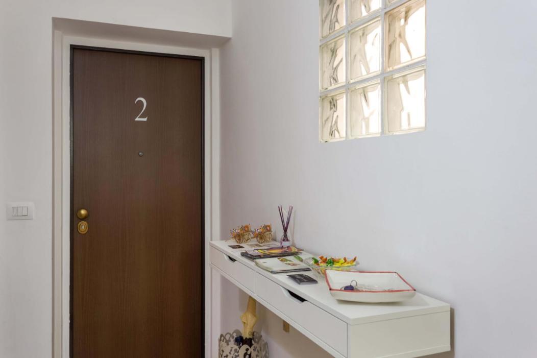 Centre Apartment Grotte Bianche 2 Катания Экстерьер фото